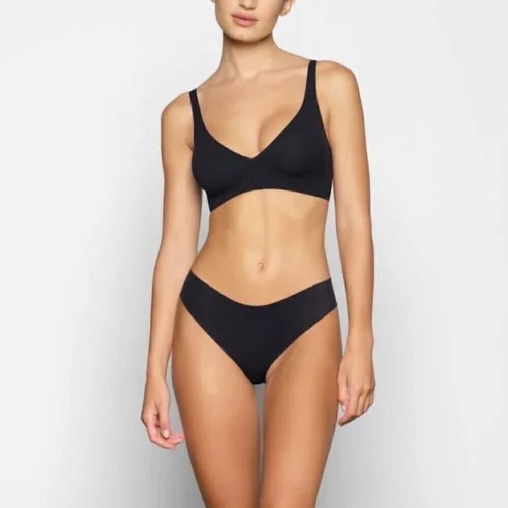 NEW Skims Naked Plunge Onyx Black Bra Style BR-PLG-1885 Size XL